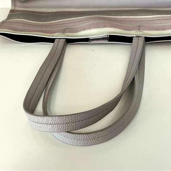 Elliot Lucca Faux Leather Tote Bag Coastal Aria Stripe Large  Effortlessly Sleek - Picture 4 of 7